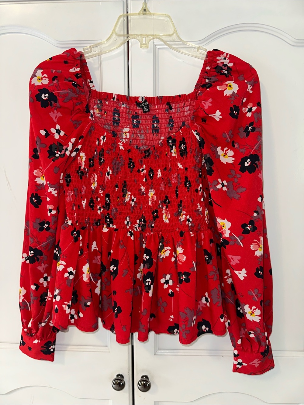 Red Floral Baby Doll Smocked Long Sleeve Blouse  Buffalo Small